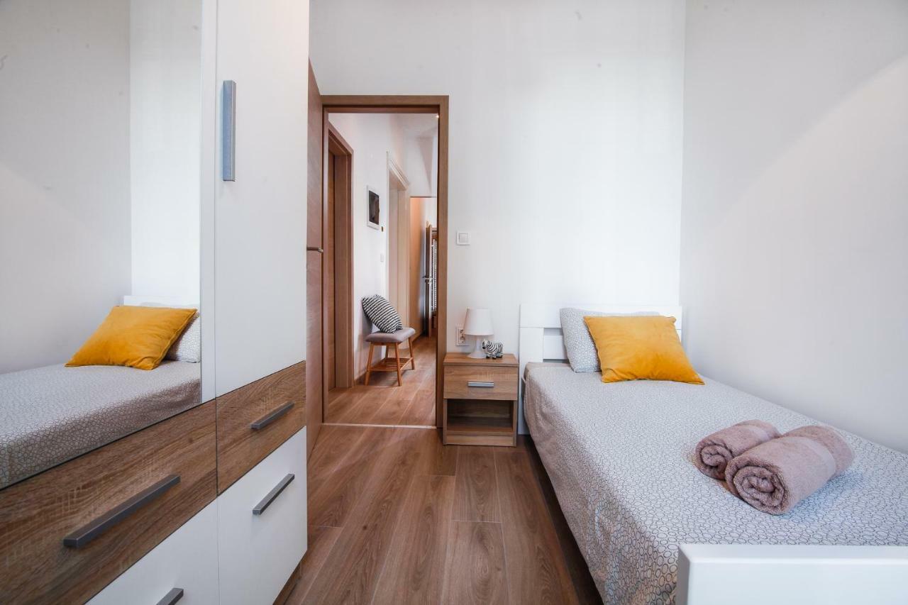 Apartment Kensi*** بولا المظهر الخارجي الصورة
