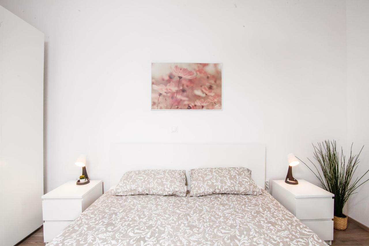 Apartment Kensi*** بولا المظهر الخارجي الصورة
